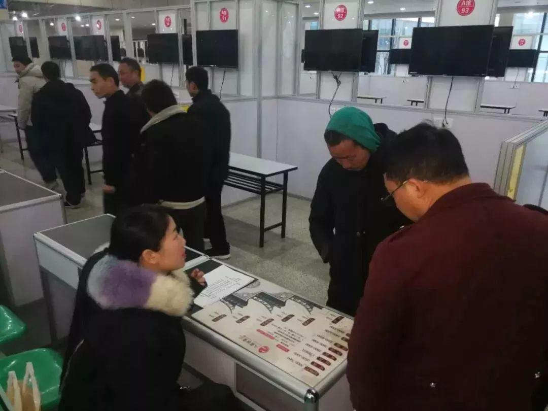 义乌最新招聘信息2025，繁荣背后的机遇与挑战探索